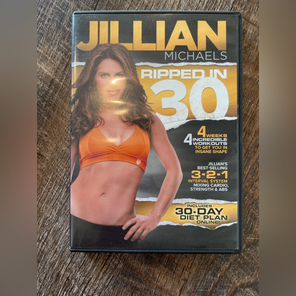 💪 Jillian Michaels: Ripped in 30 DVD | 30-Day Workout & Diet Plan
